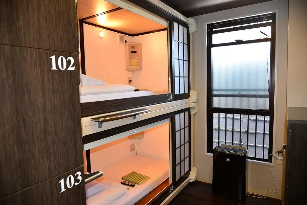 カプセルホテル Capsule Ryokan 京都市